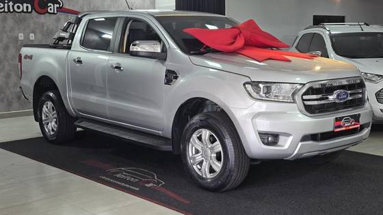 FORD RANGER 3.2 FX4 4X4 CD 20V DIESEL 4P AUTOMÁTICO